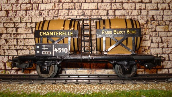 Voici mes premiers wagons bi-foudres; avanons donc dans cette nouvelle aventure
