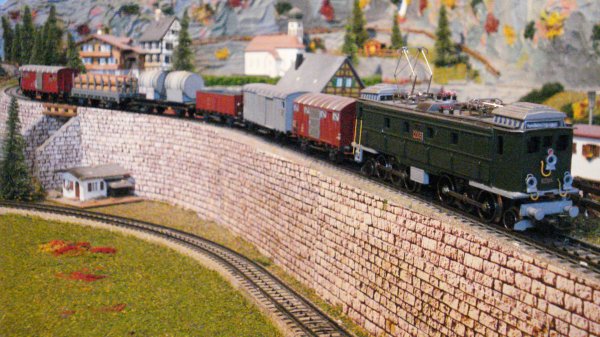 Par la grâce du modélisme, voici ce que je considère comme les plus beaux trains à voie normale que notre Helvétie aura connu (première partie) !