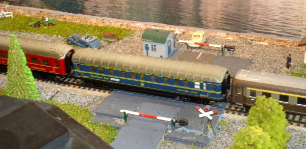 Autres locomotives lectriques europennes en tte de l'express international