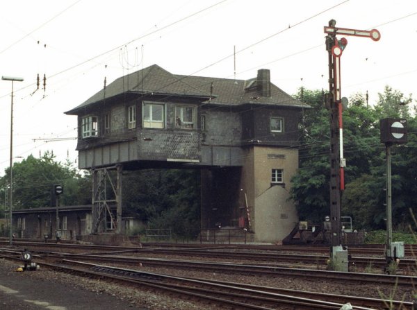 Encore quelques bouleversantes ambiances ferroviaires helvtico-germaniques au niveau des signaux mcaniques !