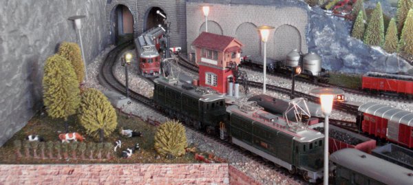 Encore quelques irremplaables et bouleversantes ambiances ferroviaires du soir ! 