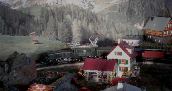 Encore quelques irremplaables et bouleversantes ambiances ferroviaires du soir ! 