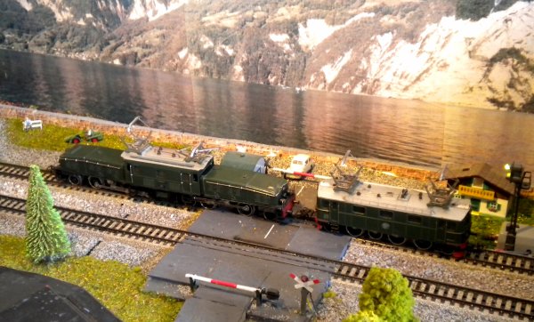 Le fantme de la  Crocodile  MAERKLIN 3015 hante  nouveau nos chaumires !