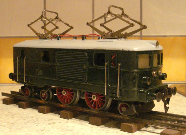 Mise en service d’une deuxime locomotive  Tin-Plate   l’cartement 0 :
