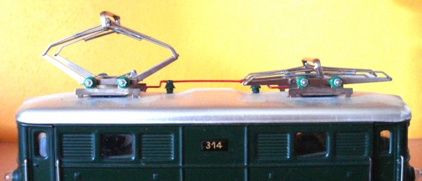 Comparaison entre les diffrentes locomotives  Tin-Plate  0 de construction suisse :