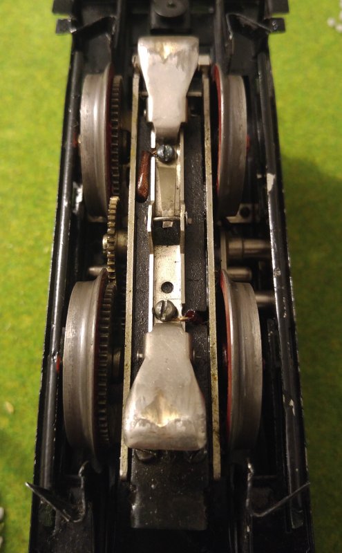 Renforcement de l’adhrence de mes locomotives  Tin-Plate 