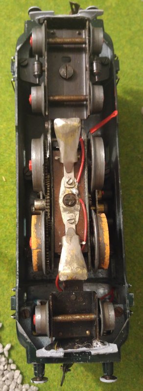 Renforcement de l’adhrence de mes locomotives  Tin-Plate 