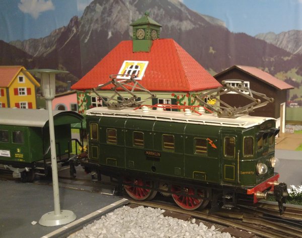 Dcouvrir l’me des locomotives relles au travers du modlisme  Tin-Plate  (deuxime partie)