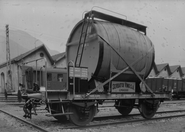 Ralisation d’un wagon mono-foudre CFF de la Maison de Vins “Serbatoio Vino Chiasso”
