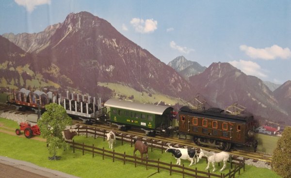 Reconstitution d’un train de 1920