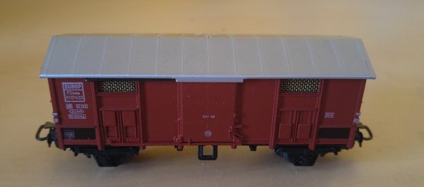Ralisation en style “Tin-Plate 0” d’un wagon couvert FS