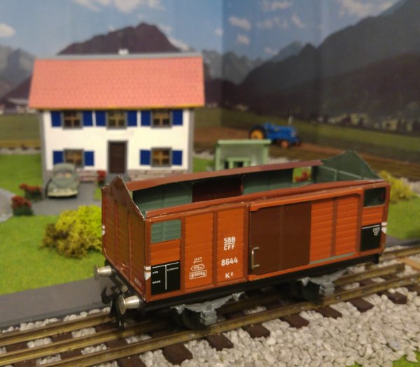 Ralisation en style “Tin-Plate 0” d’un wagon couvert FS