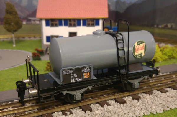 Mise en service de deux nouveaux wagons de marchandises