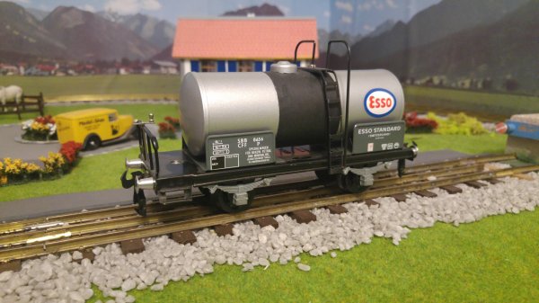 Amliorations minimales  apporter sur les voitures voyageurs, fourgons  et wagons de marchandises CFF  deux essieux du type Tinplate 0 BUCO