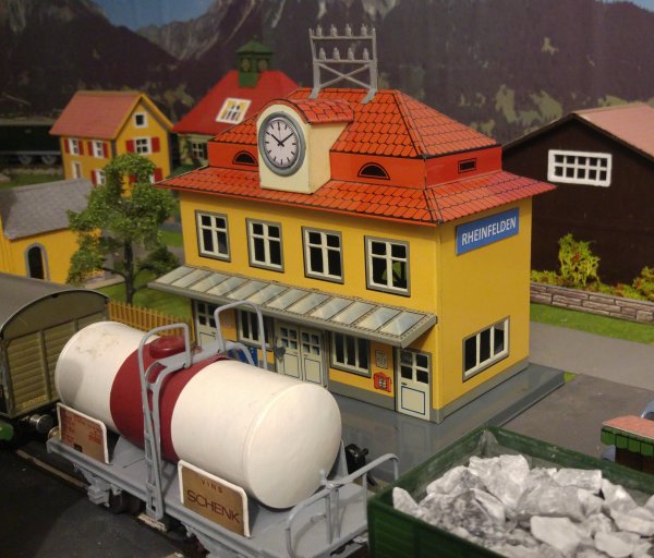 Mise en service d'une nouvelle gare sur mon rseau “Tinplate 0”
